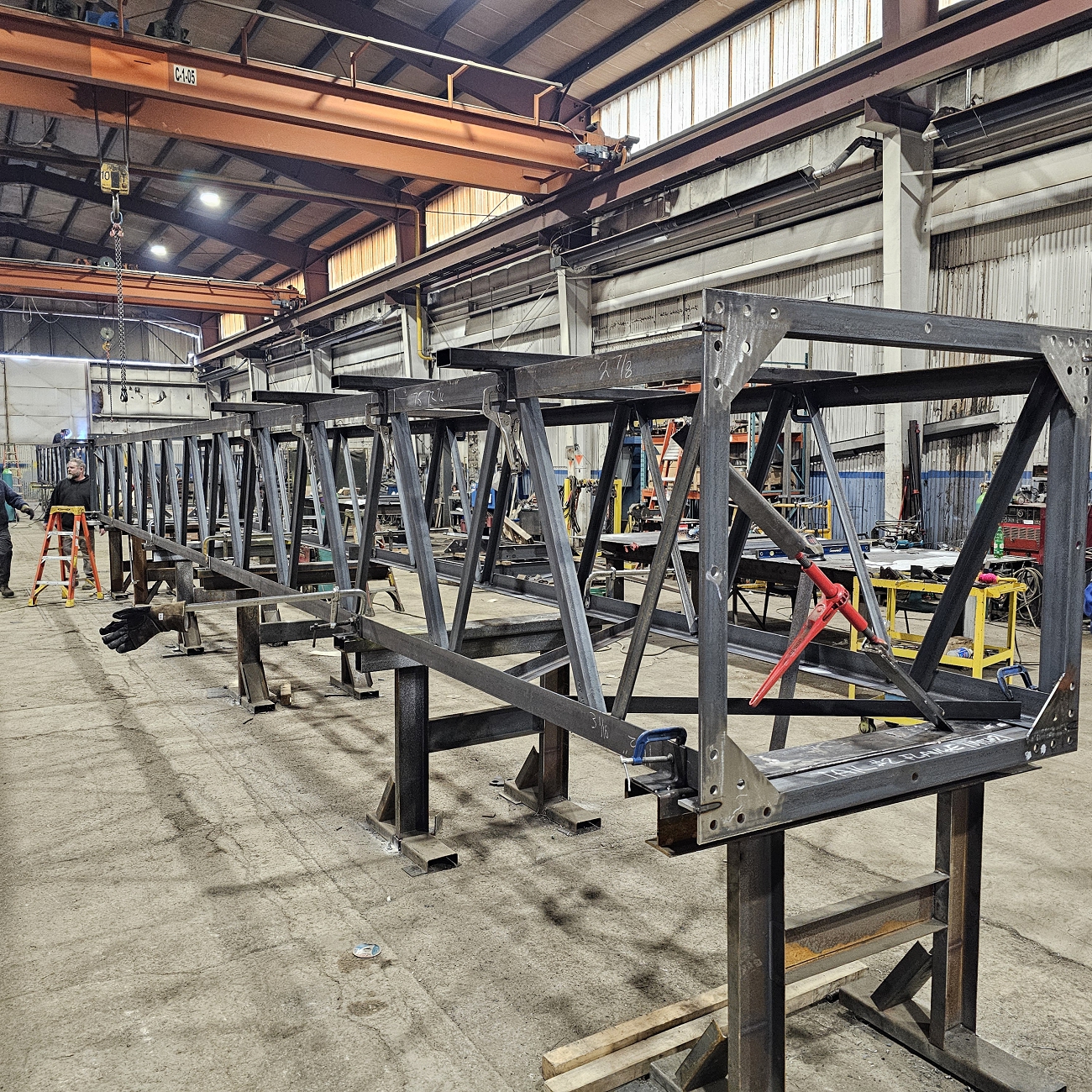 Read more about the article Lots of Conveyors on the Floor!